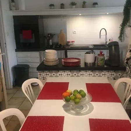 Maison Avec Jardin Privatif 酒店